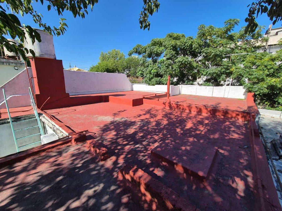 Foto de Casa 3 amb c/patio, local al frente, a refaccionar, imagen 2