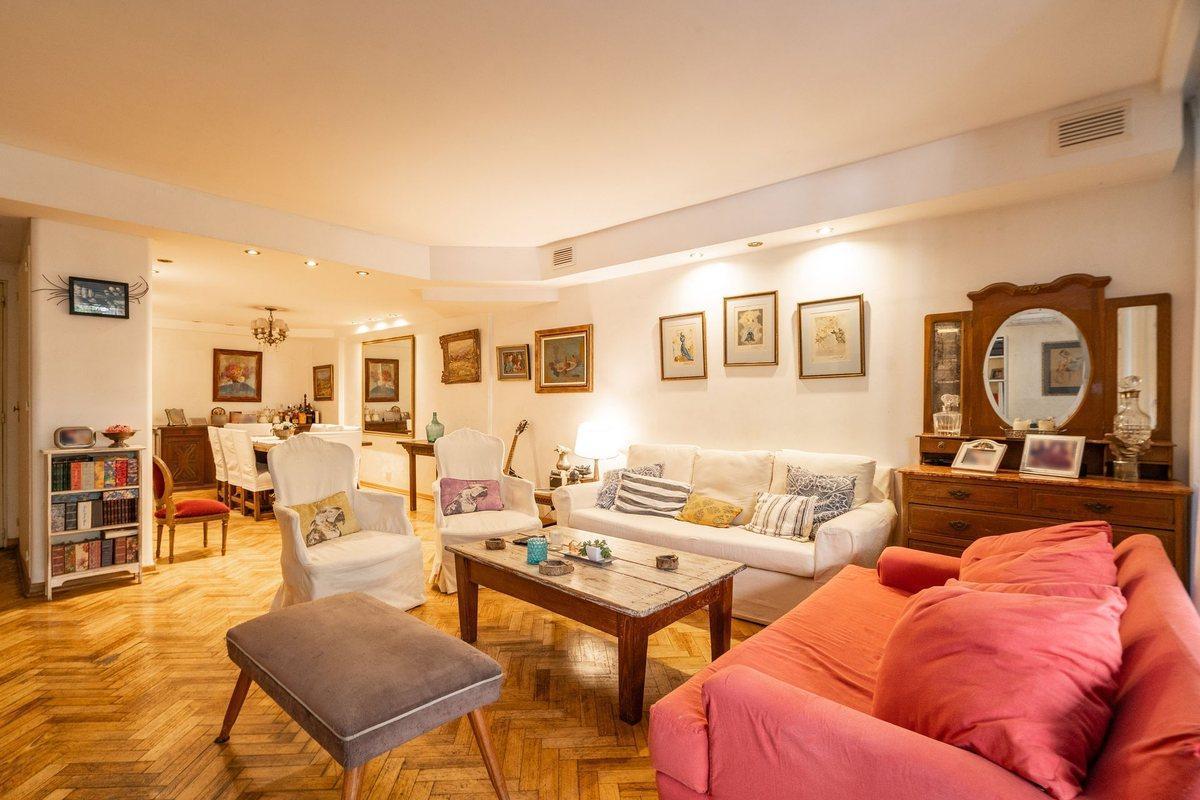 Foto de VENTA DEPARTAMENTO 4 AMB. COCHERA PALERMO CHICO, imagen 5