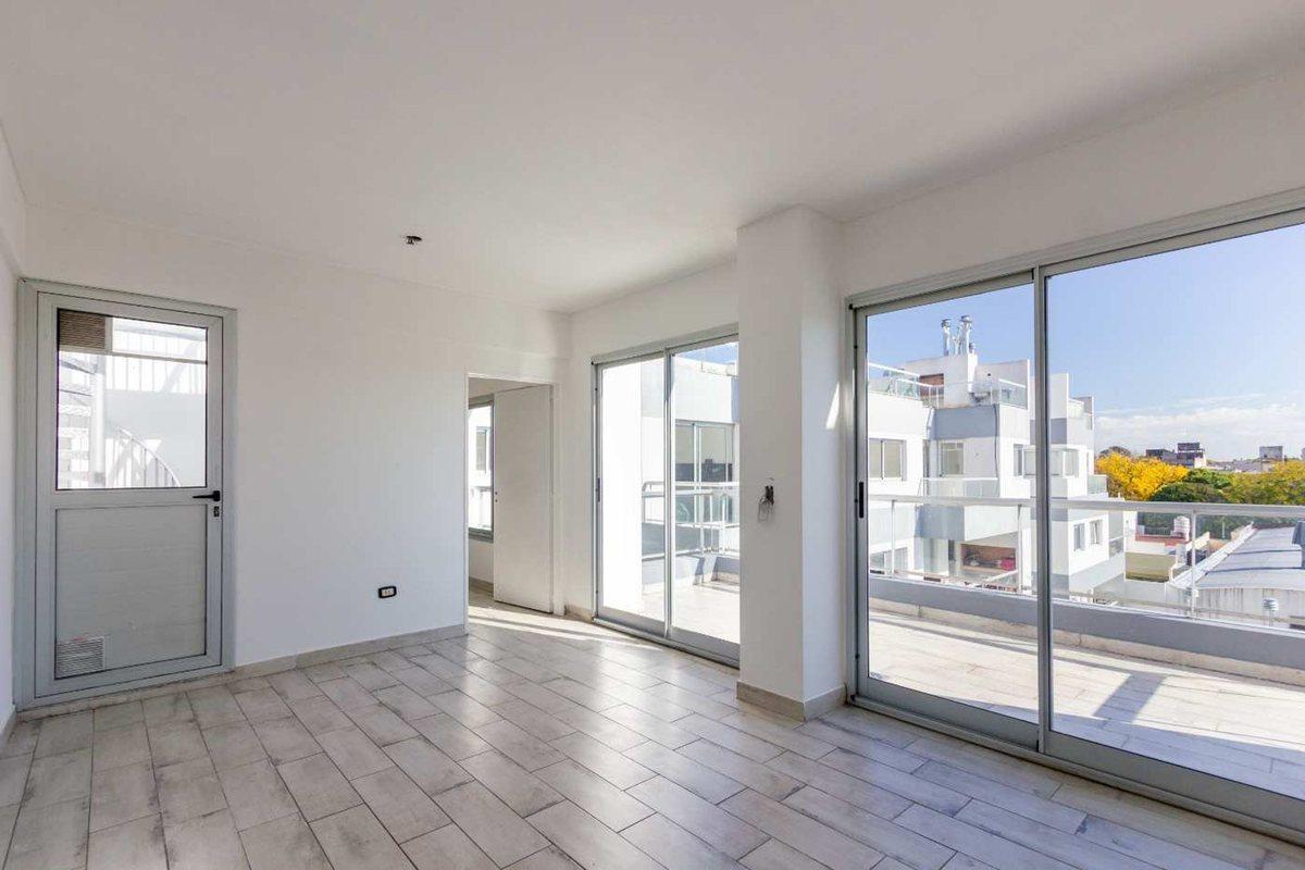 Foto de VENTA DEPARTAMENTO 2 AMBIENTES, TERRAZA y PARRILLA, imagen 5