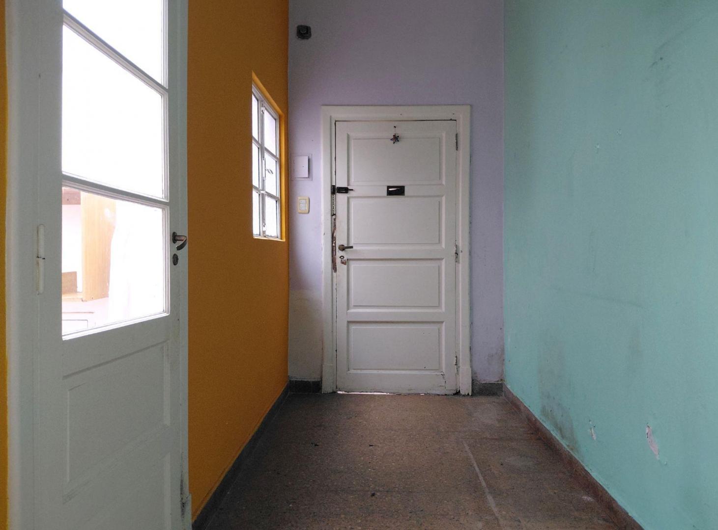 Foto de VENTA PH 3 AMB PATIO VILLA GRAL MITRE REFACCIONAR, imagen 2