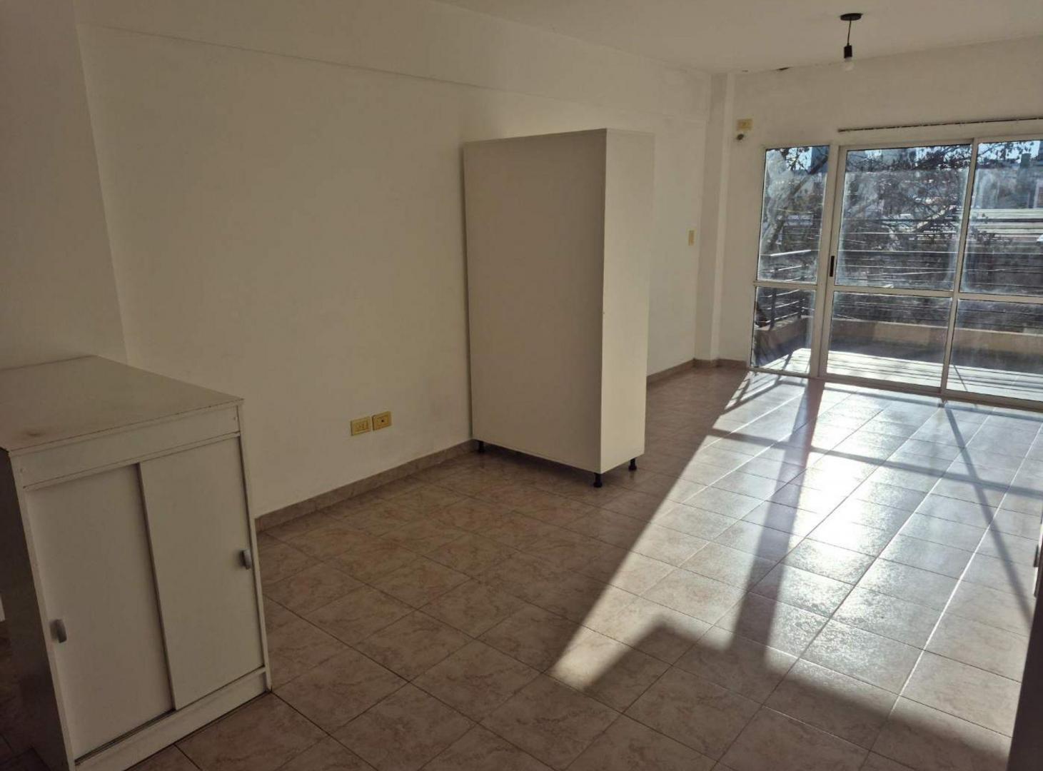 Foto de Monoambiente Devoto Muy Luminoso balcon al frente, imagen 2