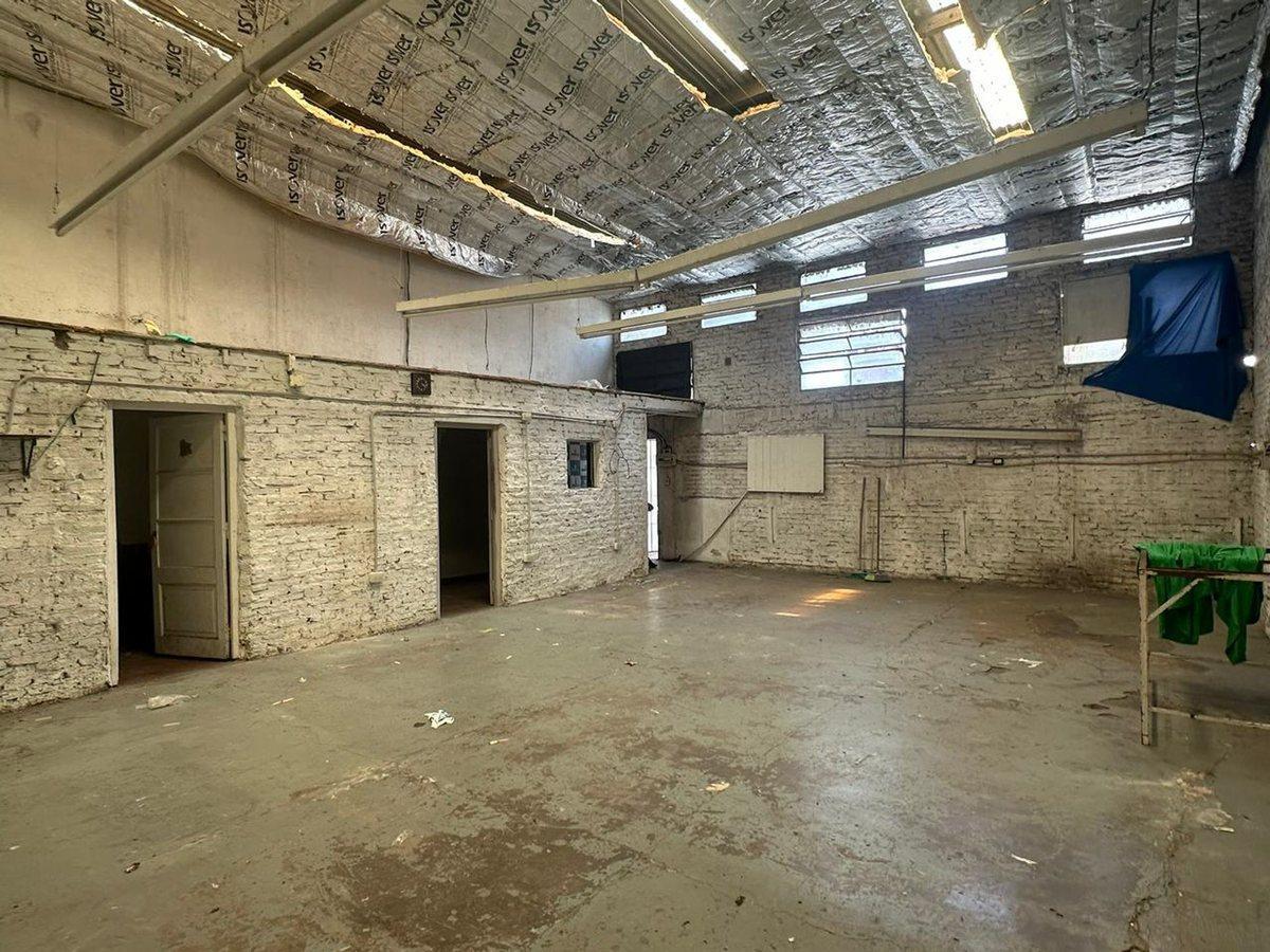 Foto de EN VENTA GALPON - DEPOSITO EN MATADEROS, imagen 1
