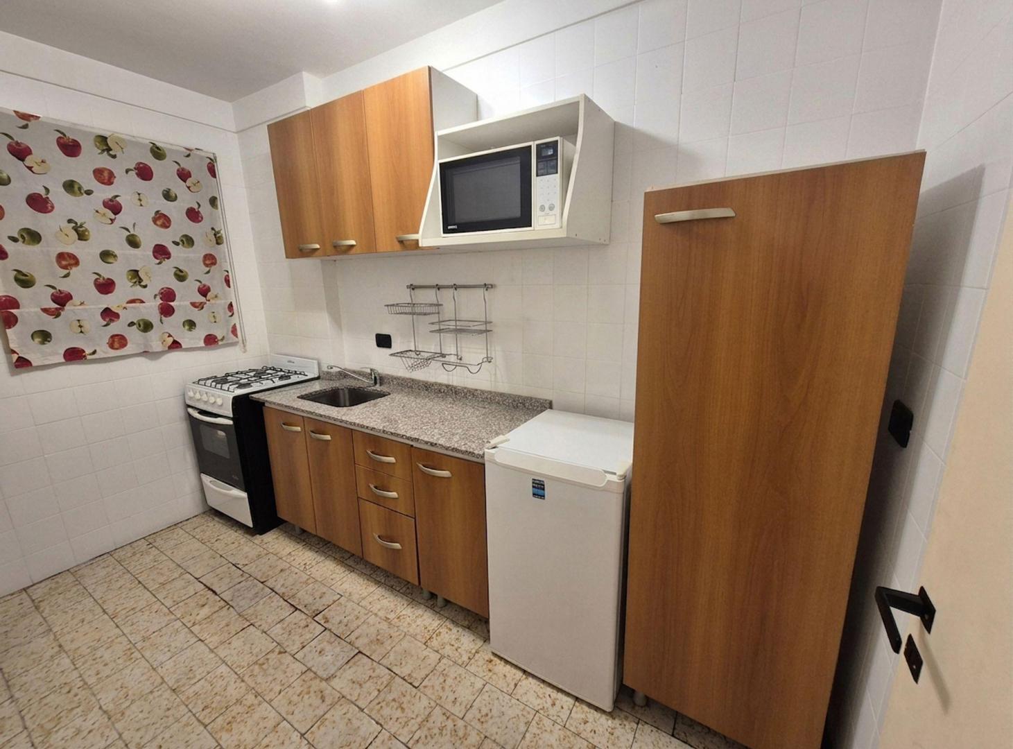 Foto de VENTA DEPARTAMENTO CON BALCÓN, APTO PROFESIONAL, imagen 5