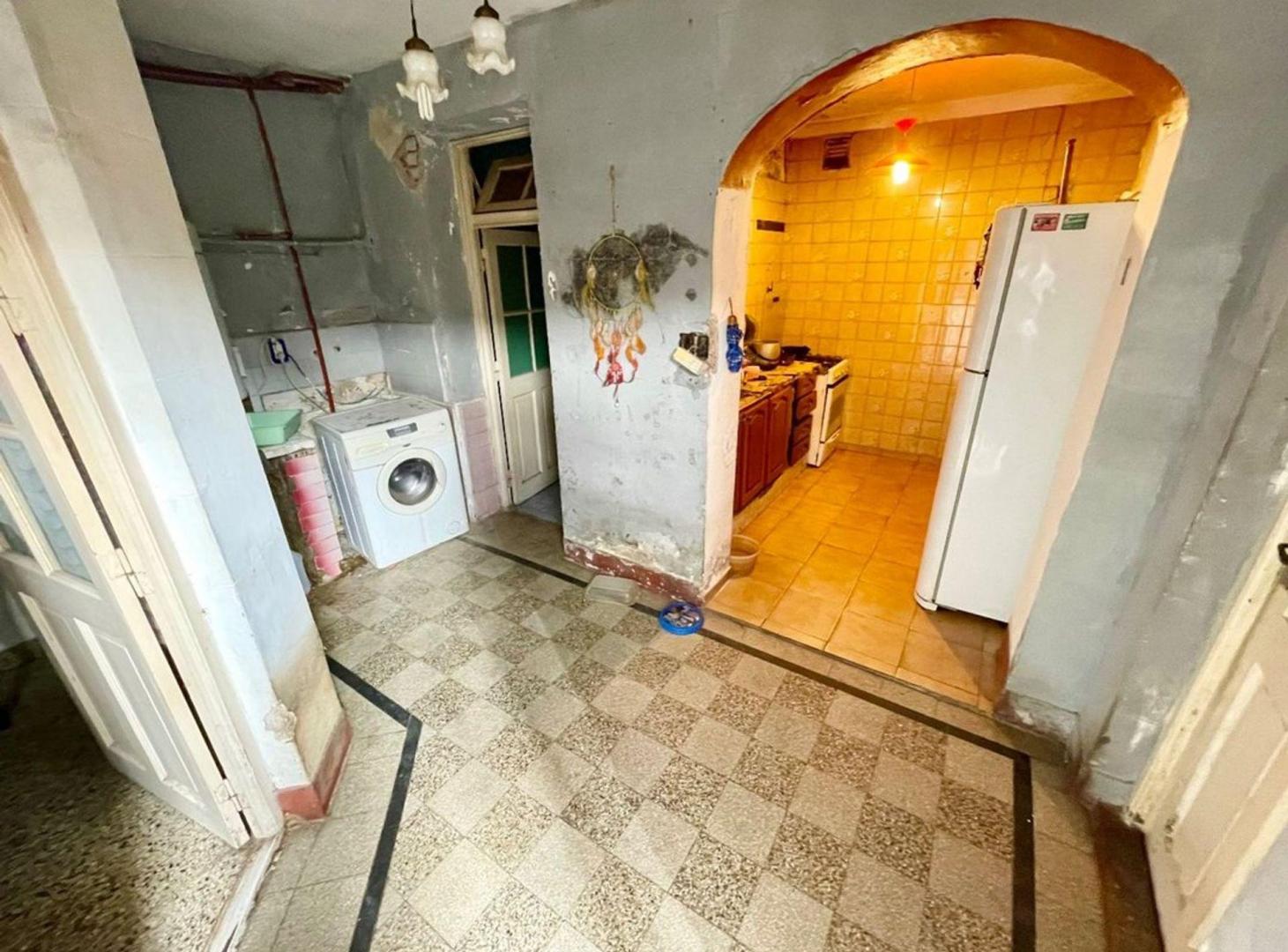 Foto de Venta PH 5 AMB PATIO TERRAZA IDEAL FLIPPING, imagen 2