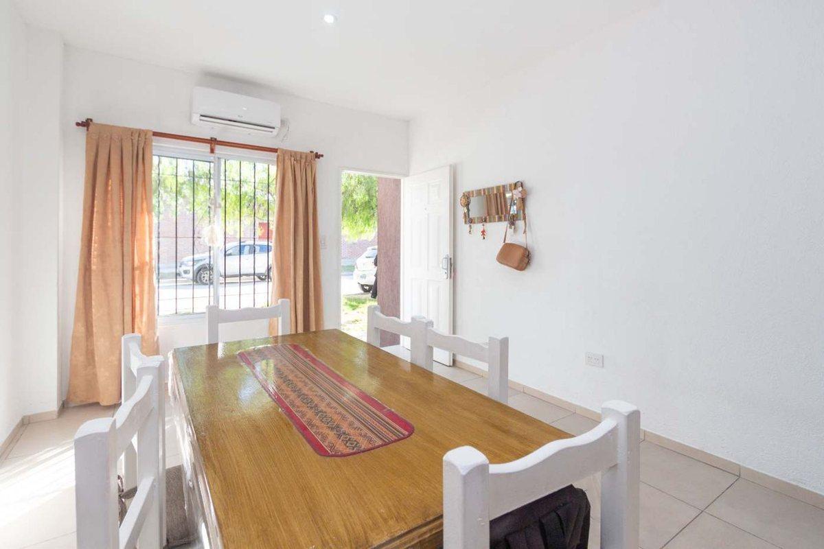Foto de VENTA PH 3 AMBIENTES CON PATIO EXCELENTE UBICACIÓN, imagen 3