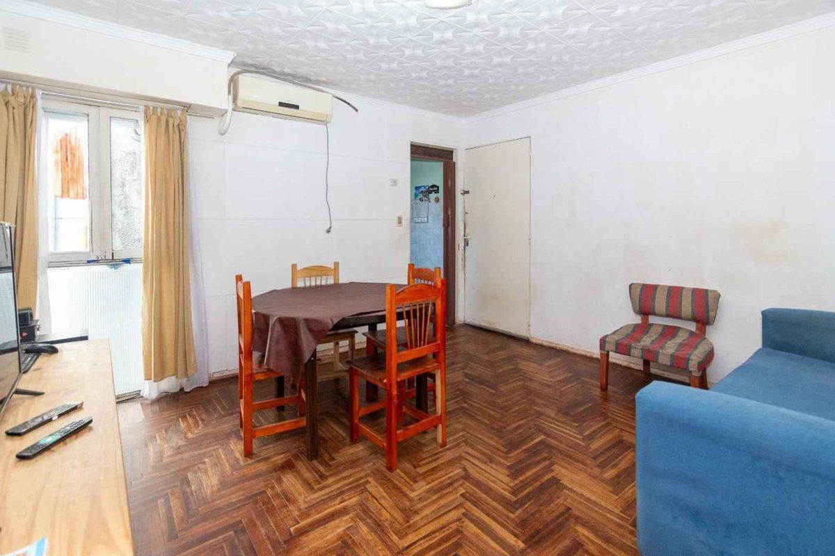 Foto de VENTA DEPARTAMENTO 2 AMBIENTES EN LINIERS, imagen 1