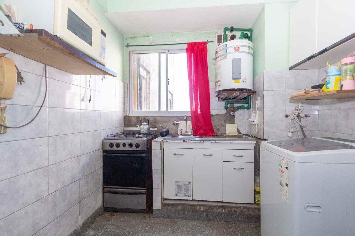 Foto de VENTA DEPARTAMENTO 2 AMBIENTES EN LINIERS, imagen 4