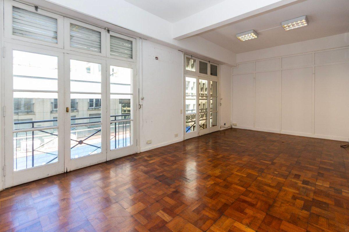 Foto de VENTA DE GRAN OFICINA COMERCIAL EN MICROCENTRO!, imagen 5