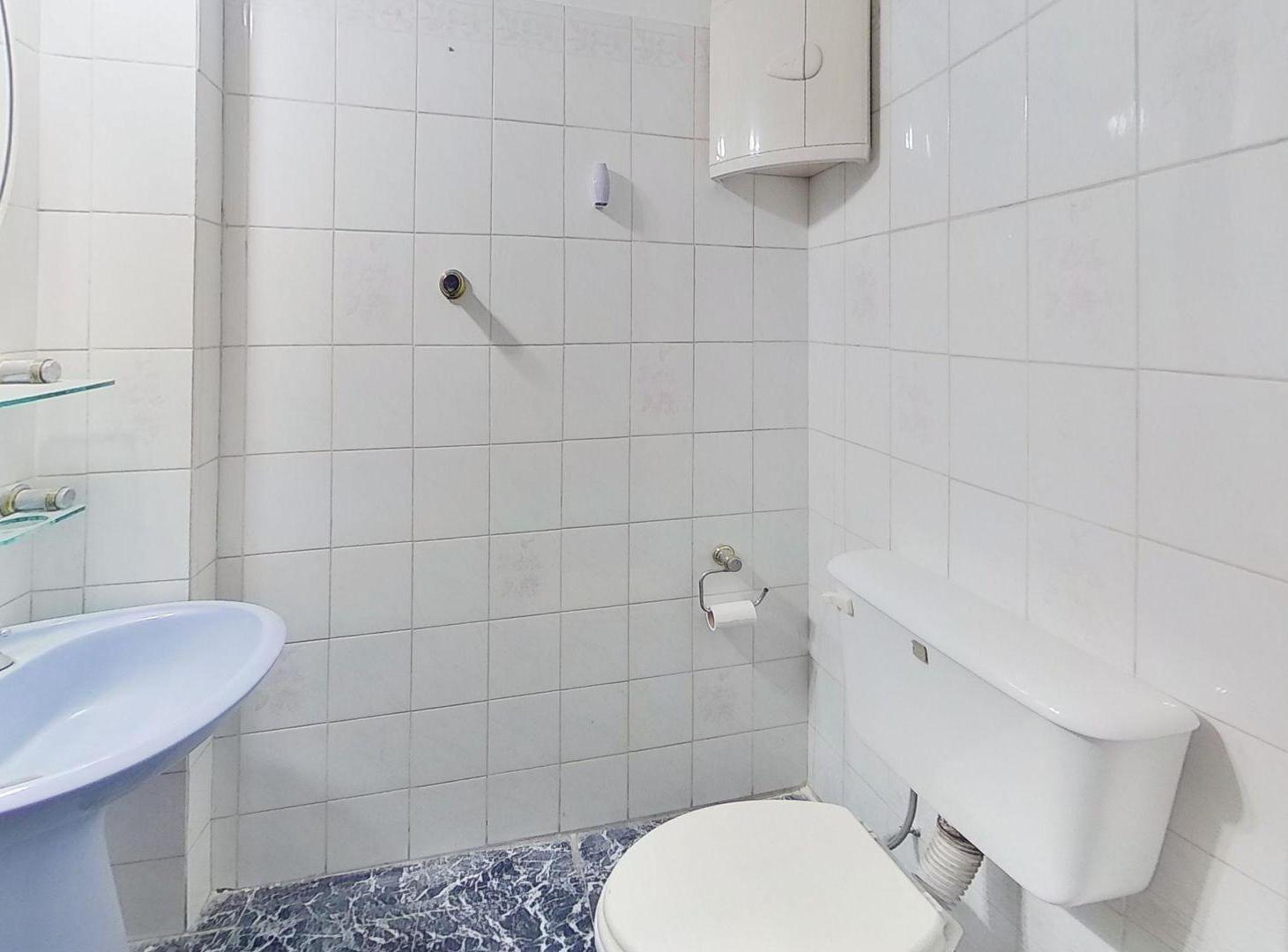 Foto de CASA 8.66 X 54.73 MAS GALPÓN EN VENTA EN CABALLITO, imagen 5