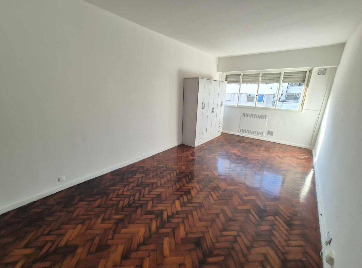 Foto de MONOAMBIENTE VENTA RECOLETA PISO ALTO FRENTE, imagen 5