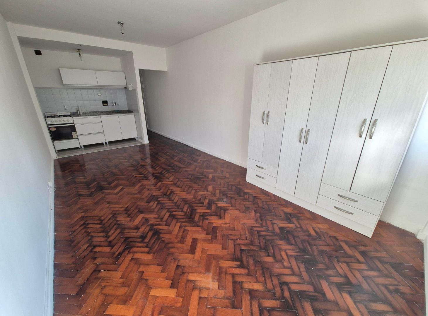 Foto de MONOAMBIENTE VENTA RECOLETA PISO ALTO FRENTE, imagen 3