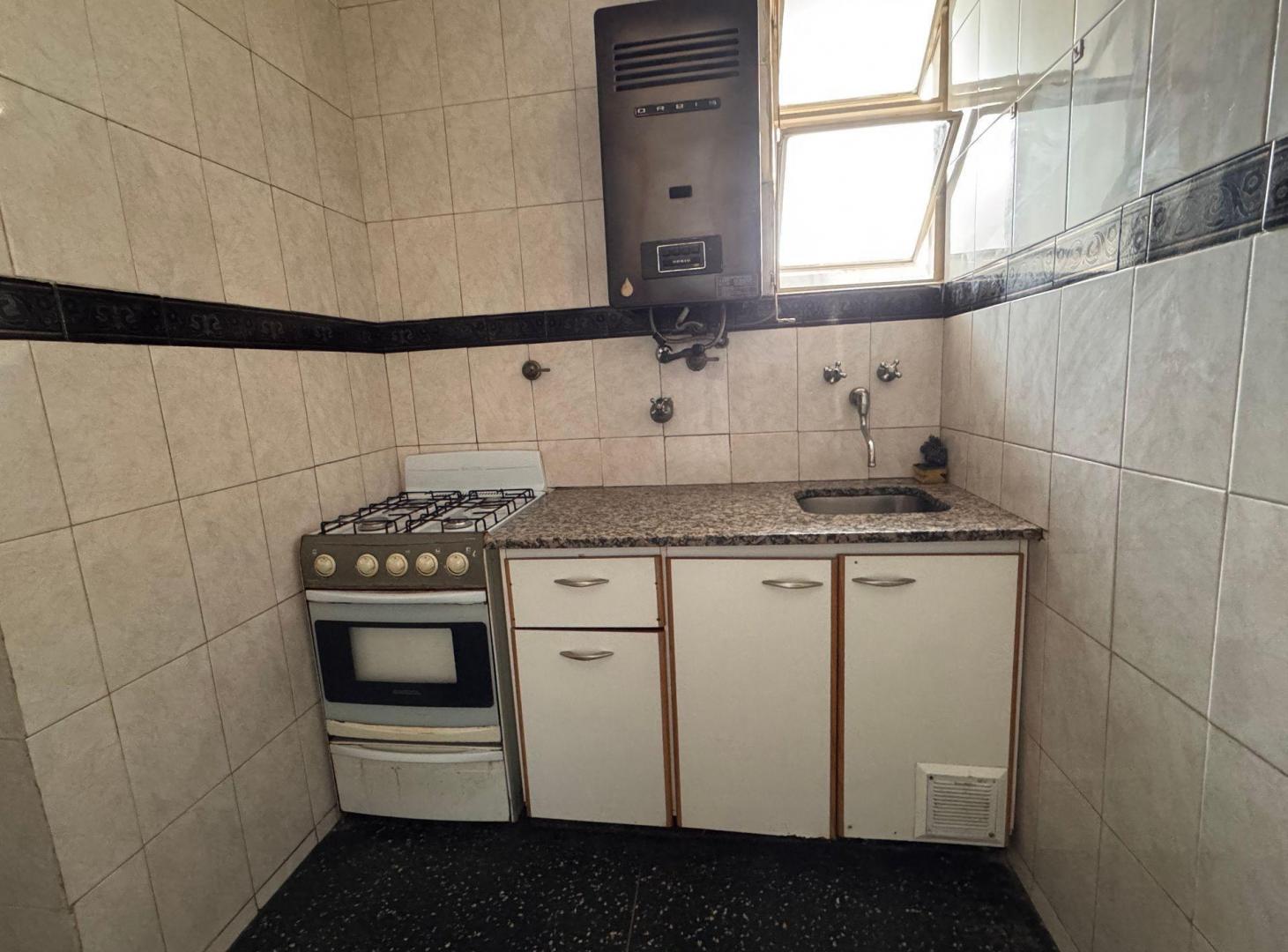 Foto de DEPARTAMENTO VENTA 2 AMBIENTES DEVOTO BAJAS EXPENS, imagen 5