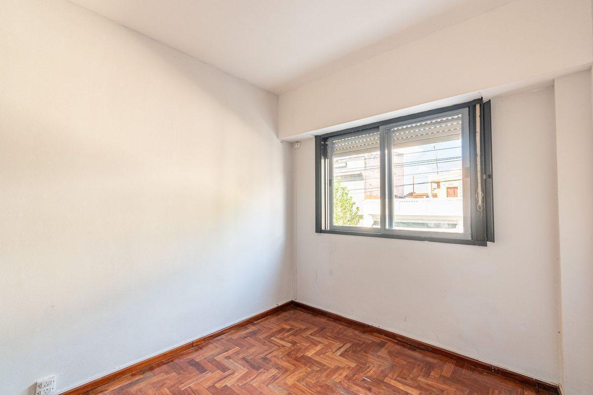 Foto de DEPARTAMENTO 3 AMB EN VENTA EN MONTE CASTRO PATIO, imagen 4