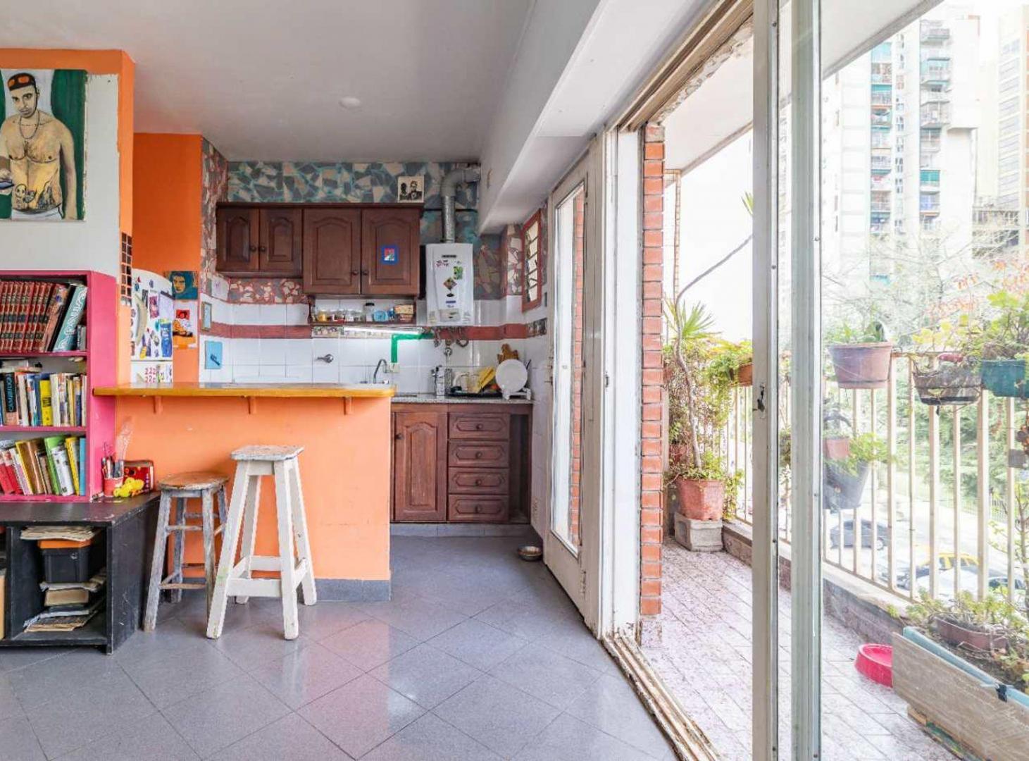 Foto de DEPTO 2 AMB EN VENTA CON BALCÓN - PARQUE PATRICIOS, imagen 2