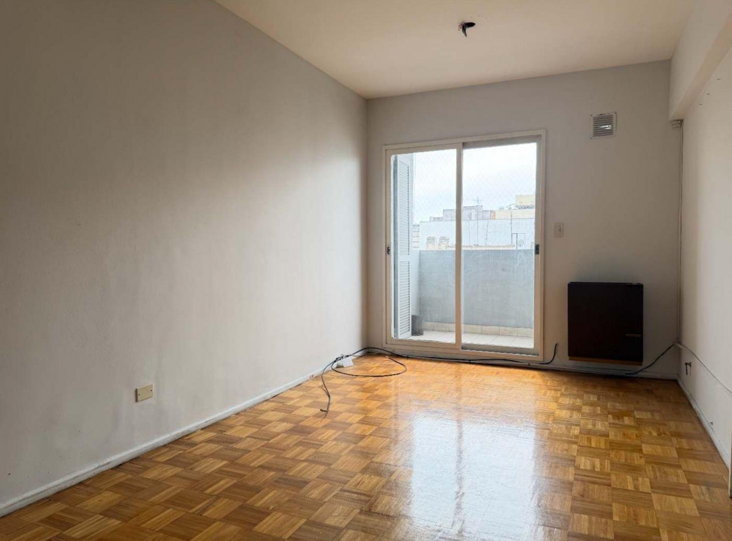 Foto de DEPARTAMENTO ALQUILER 3 AMBIENTES CABALLITO BALCON, imagen 1