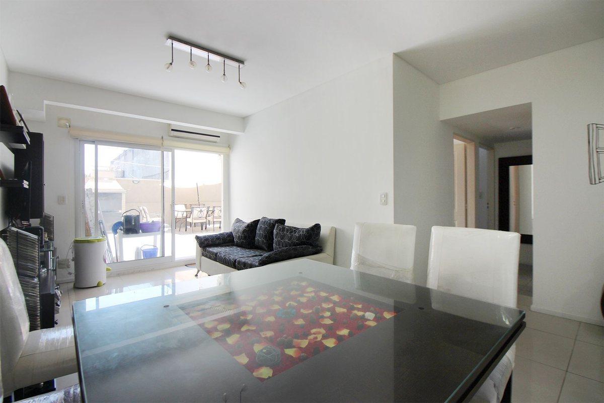 Foto de Venta depto 3 amb Patio y Cochera Villa del Parque, imagen 1
