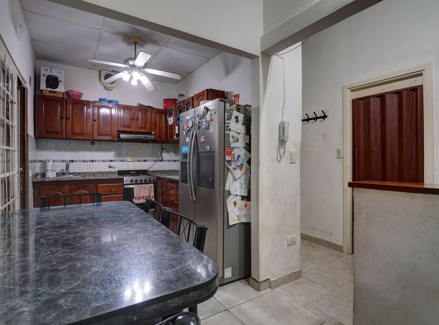 Foto de Venta V. Urquiza Casa 3 Amb Patio Terraza y Garage, imagen 3