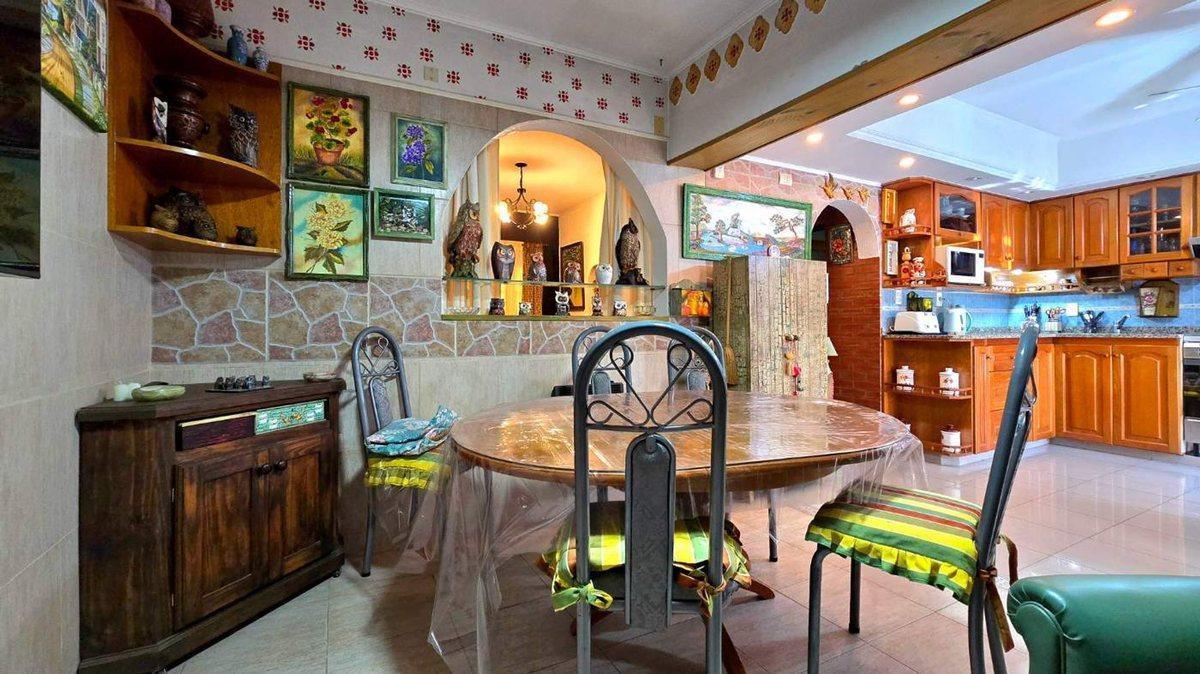 Foto de CASA CHALET 4 AMB COCHERA PATIO PARRILLA TERRAZAS, imagen 1
