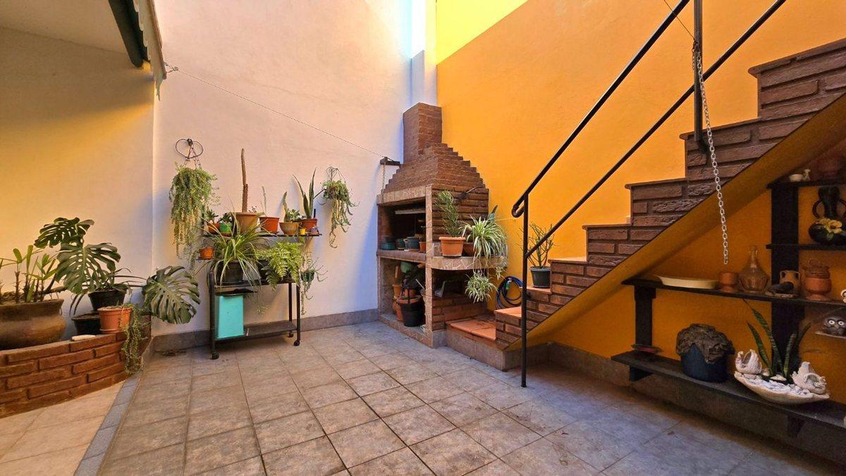 Foto de CASA CHALET 4 AMB COCHERA PATIO PARRILLA TERRAZAS, imagen 5