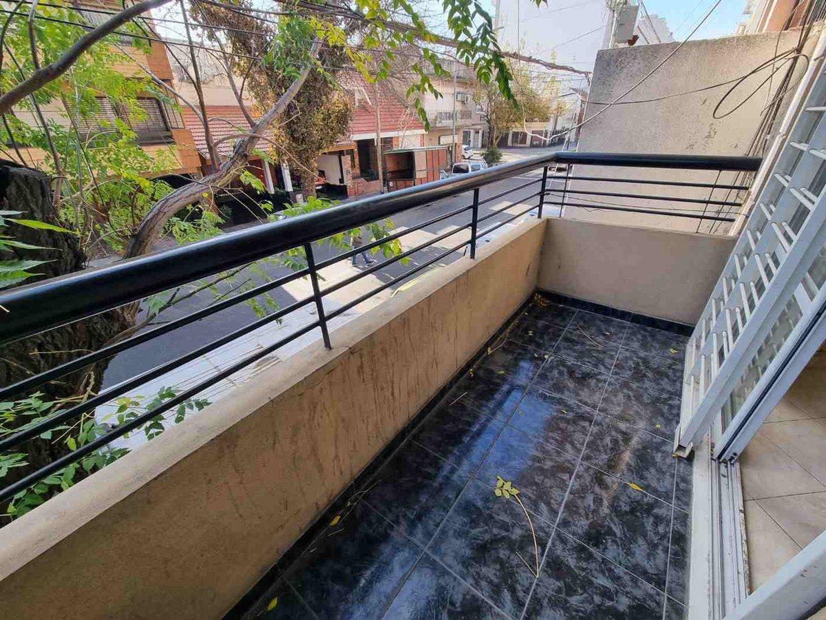 Foto de Alquiler Devoto 2 Ambientes con balcón, imagen 3