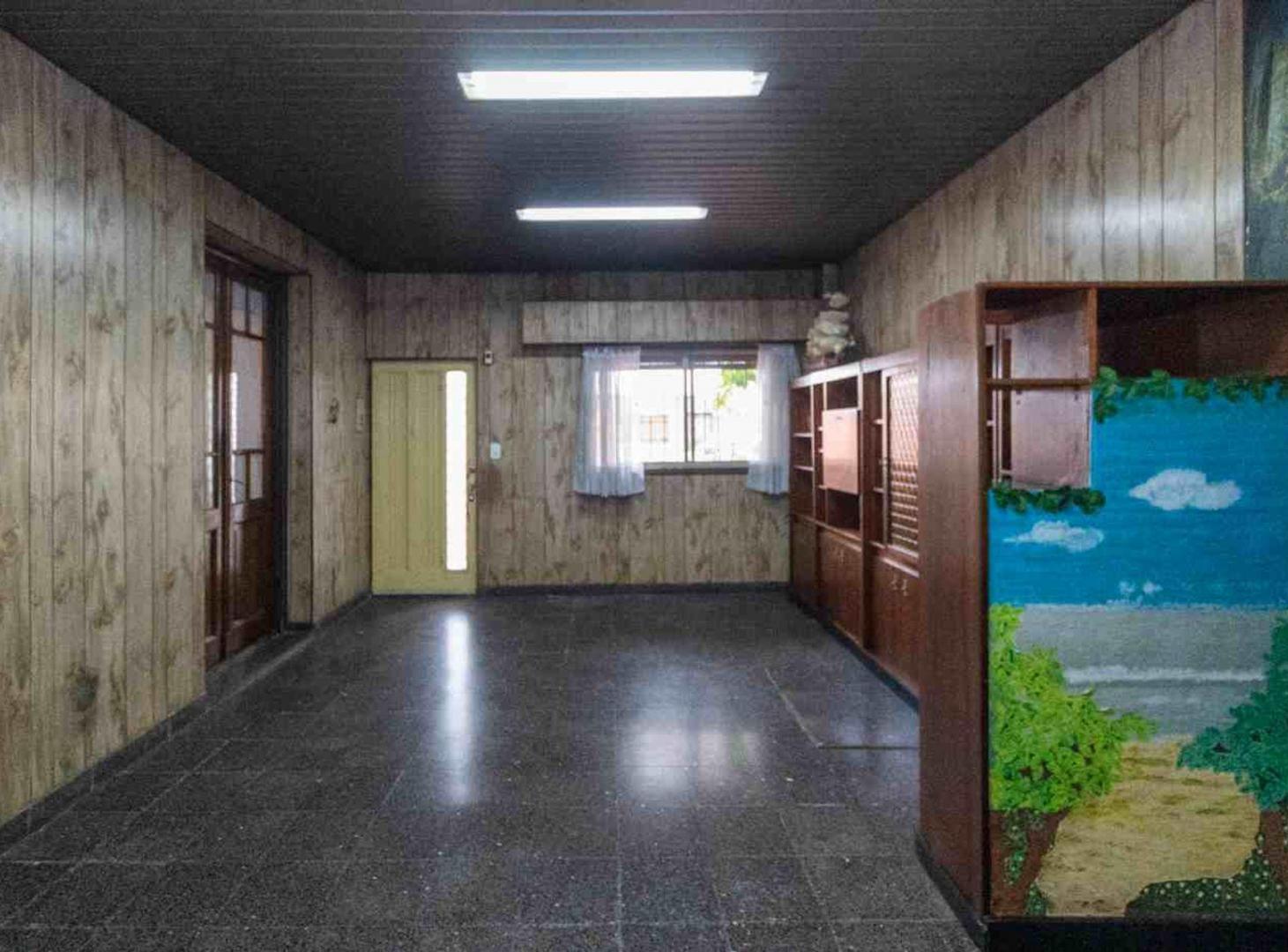 Foto de CASA 4 AMBIENTES CON ENTRADA DE AUTO Y PATIO, imagen 3
