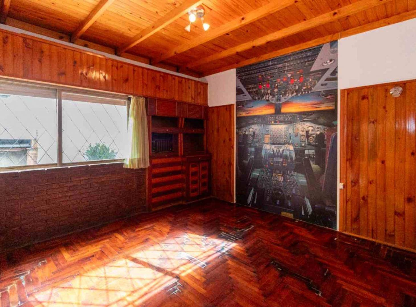 Foto de CASA 4 AMBIENTES CON ENTRADA DE AUTO Y PATIO, imagen 5