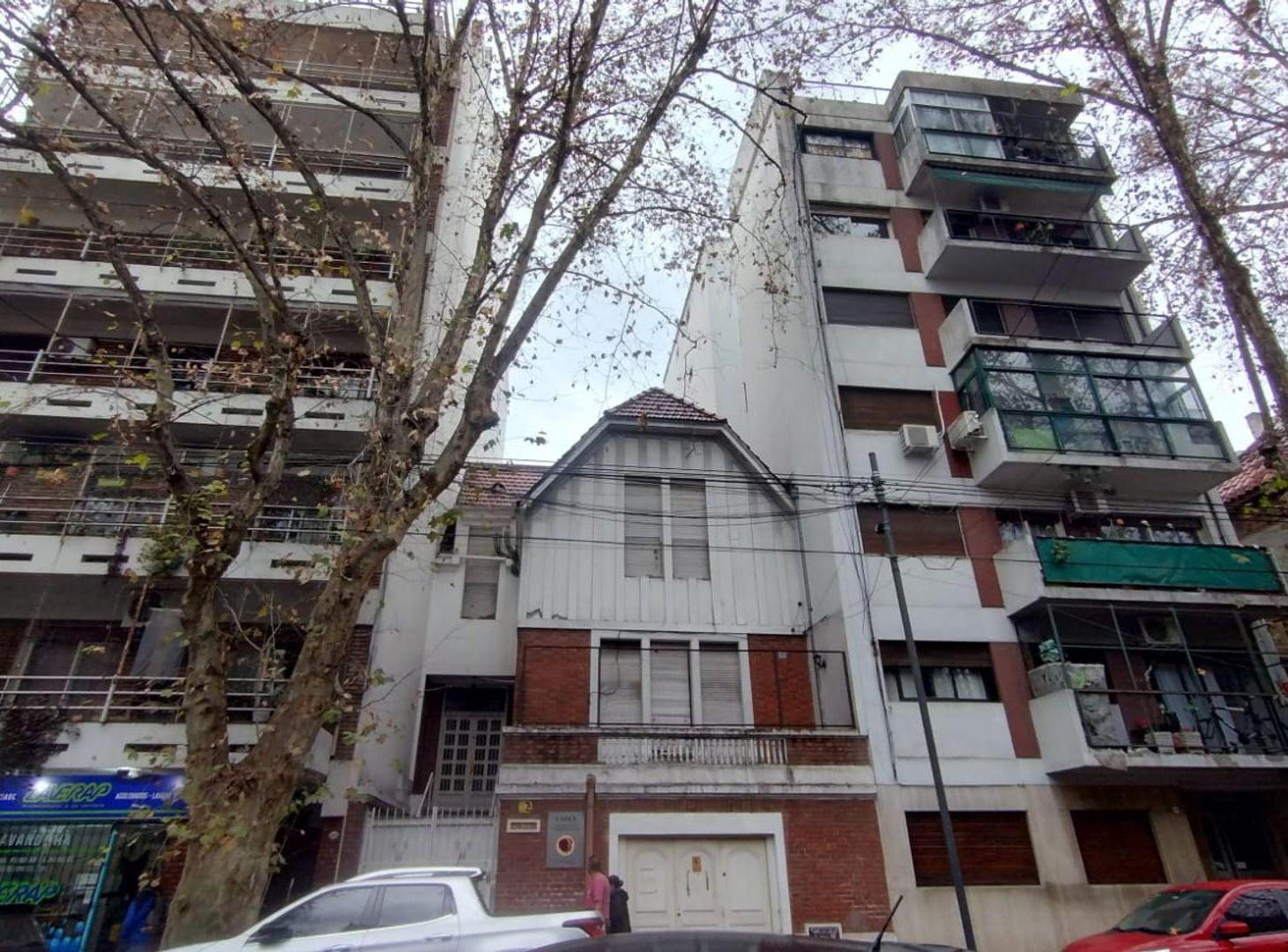 Foto de VENTA DE LOTE EN FLORES 1200 m2 VENDIBLE APROX., imagen 4