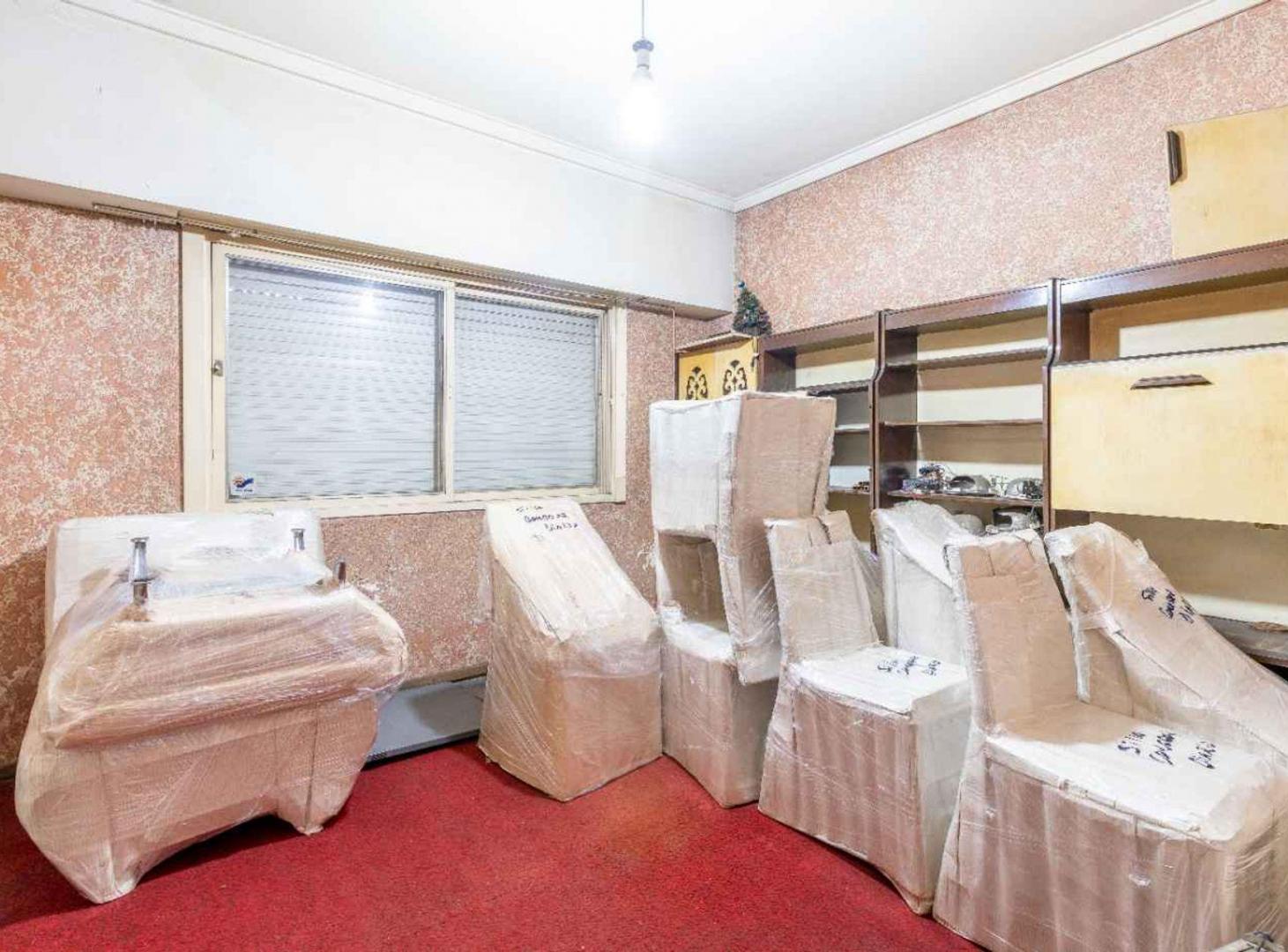 Foto de CASA 4 AMB EN VENTA + GALPÓN EN JOSÉ INGENIEROS, imagen 2