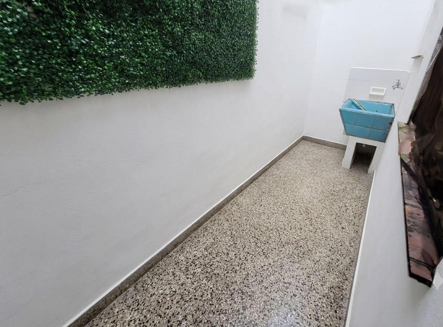 Foto de VENTA MONOAMBIENTE CON PATIO VILLA LURO, imagen 1