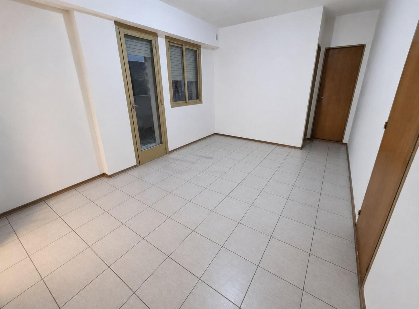 Foto de VENTA MONOAMBIENTE CON PATIO VILLA LURO, imagen 5