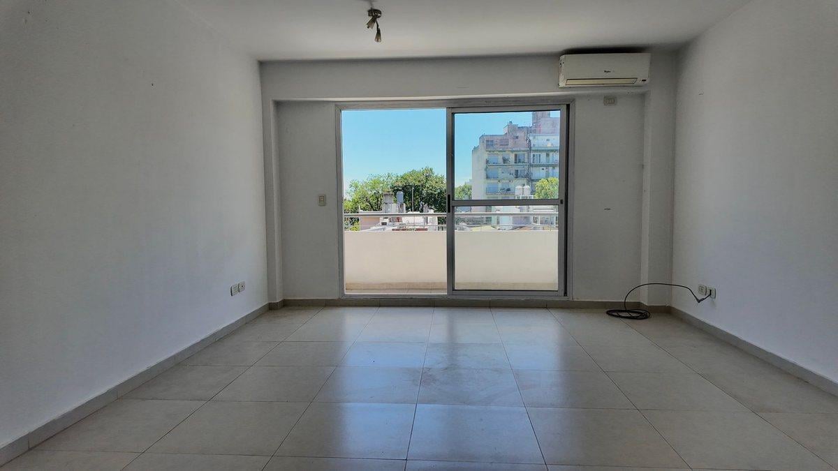 Foto de MONOAMBIENTE EN VENTA EN MATADEROS OPORTUNIDAD, imagen 3