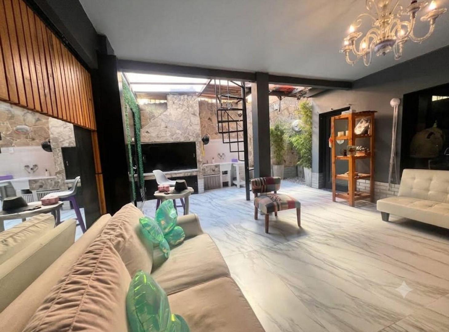 Foto de PH TIPO CASA 4 AMBIENTES VILLA RAFFO CON GARAJE, imagen 1