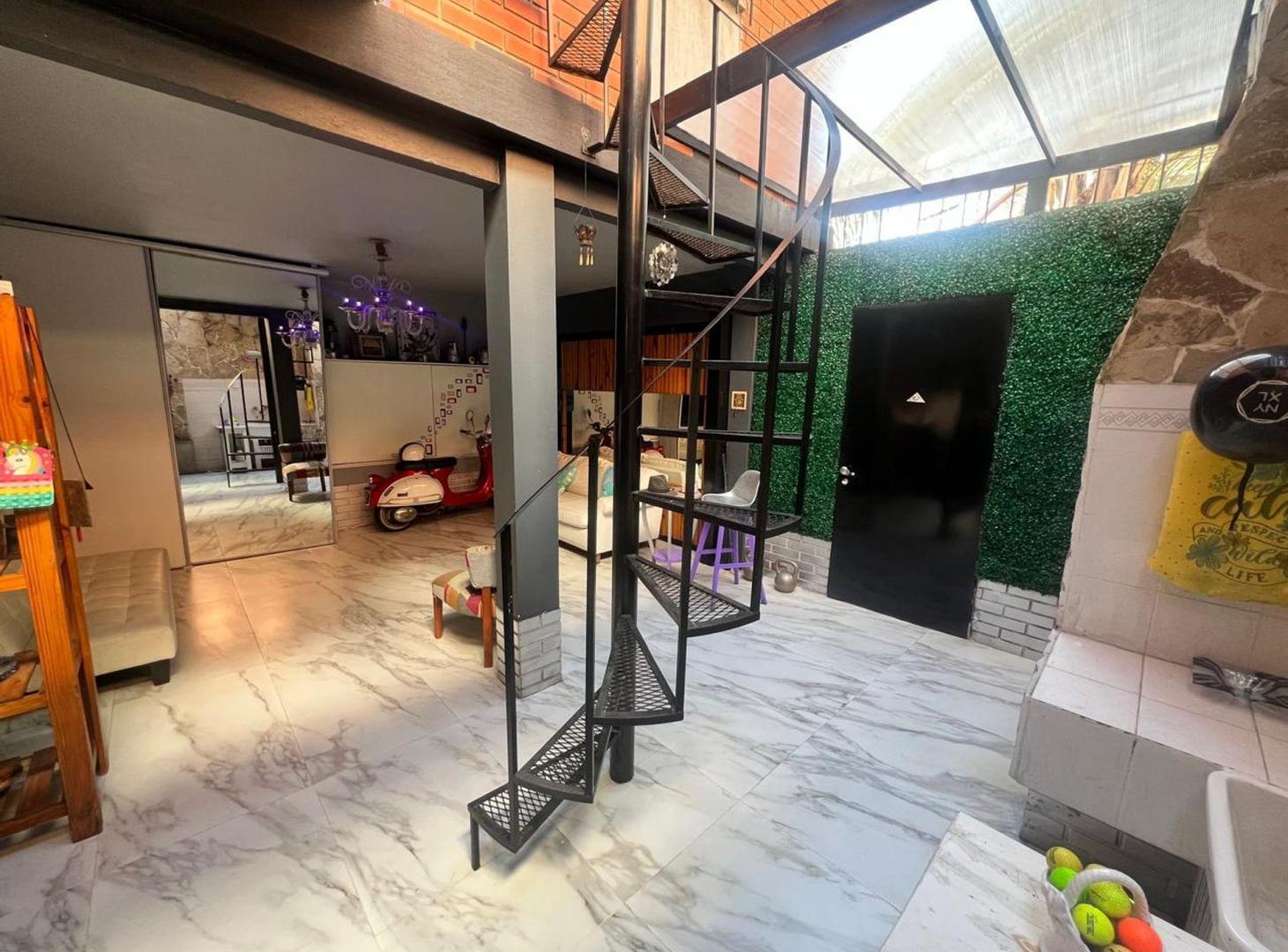 Foto de PH TIPO CASA 4 AMBIENTES VILLA RAFFO CON GARAJE, imagen 2