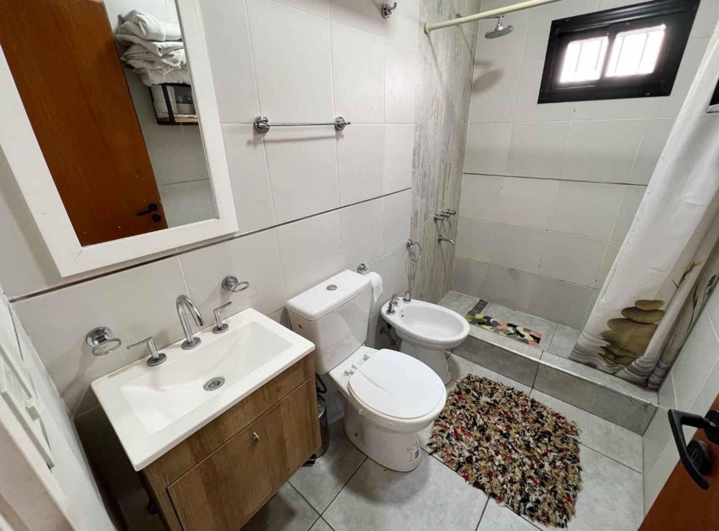 Foto de PH 2 ambientes + ESCRITORIO CON PATIO- Caseros, imagen 4