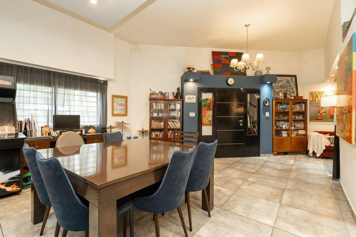 Foto de VENTA CASA DEVOTO 5 AMBIENTES REFACCIONADA, imagen 4