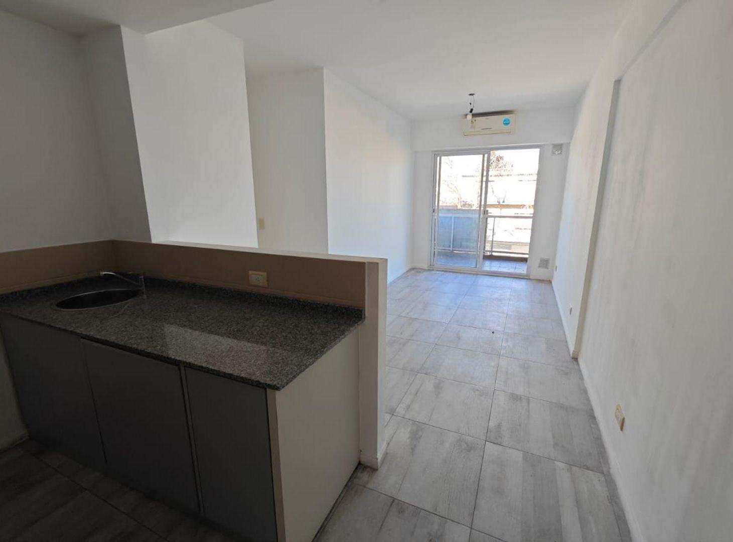 Foto de Depto 2 AMB con balcón frente y cochera Amenities, imagen 4