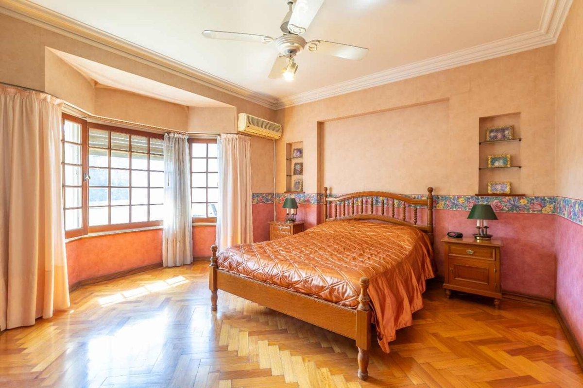 Foto de CASA 9 AMB EN VENTA EN VILLA DEVOTO PLAZA ARENALES, imagen 5