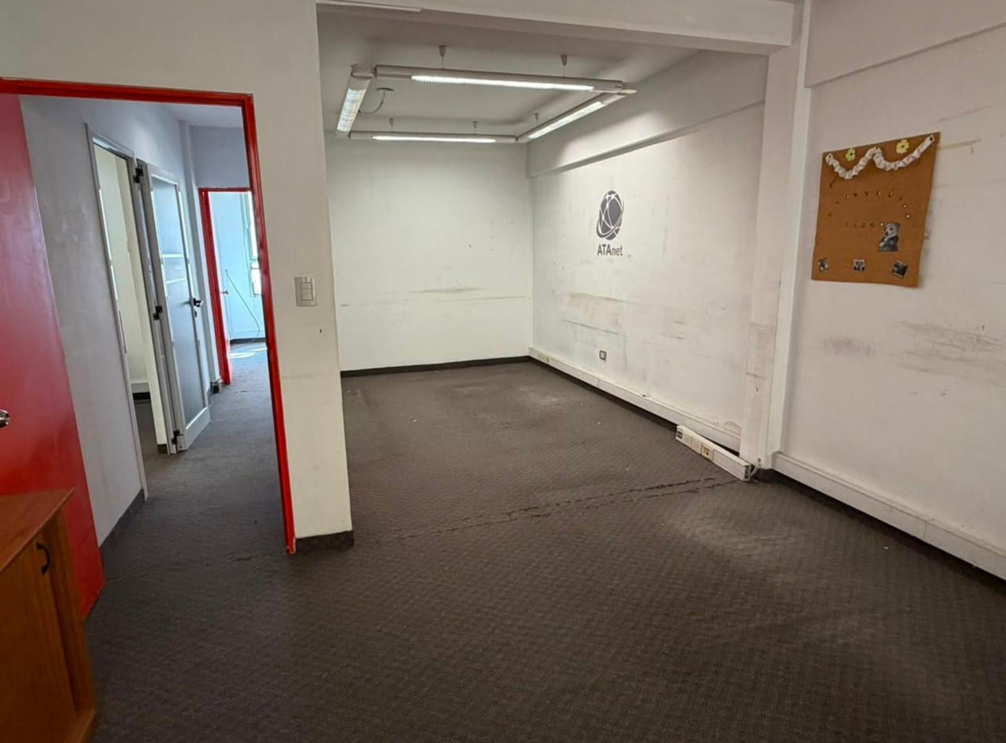Foto de VENTA OFICINA de 100m2 - OPORTUNIDAD!, imagen 4