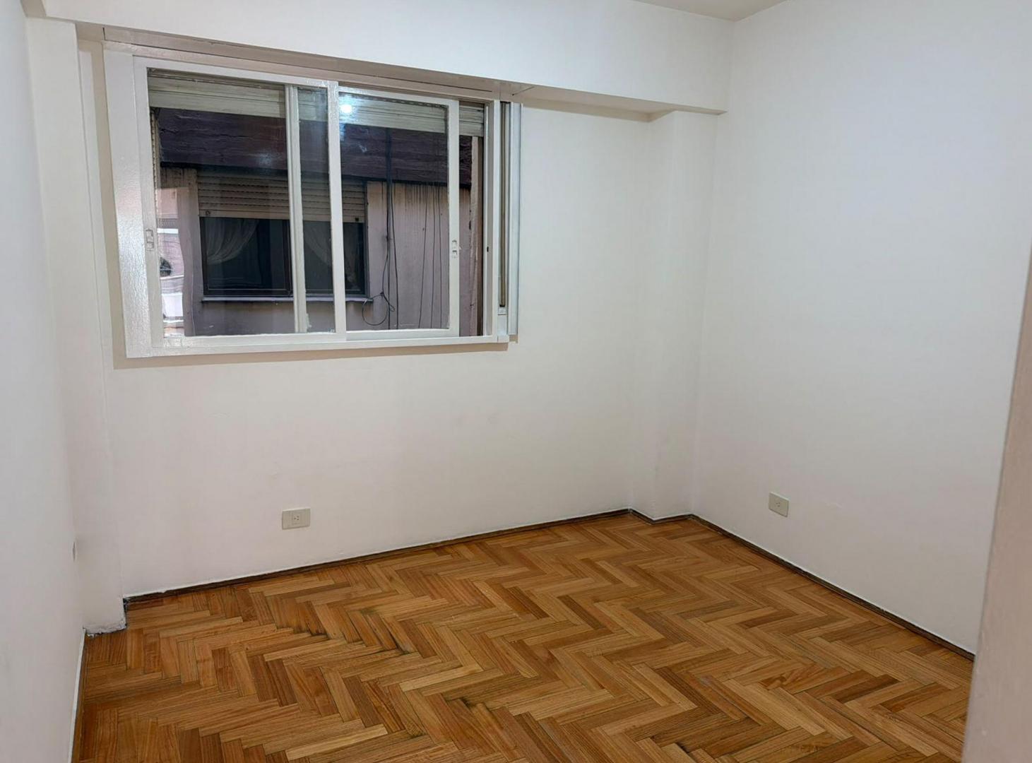 Foto de DEPARTAMENTO EN ALQUILER 2 AMB. CON LAV. BALCÓN, imagen 4