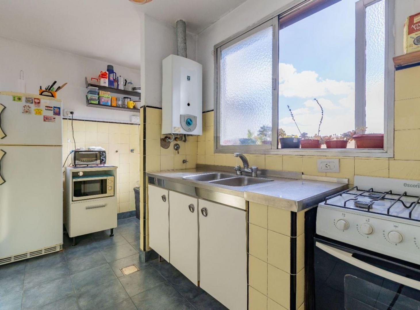 Foto de VENTA DEPTO 2 AMBIENTES APTO CRÉDITO Y PROFESIONAL, imagen 4
