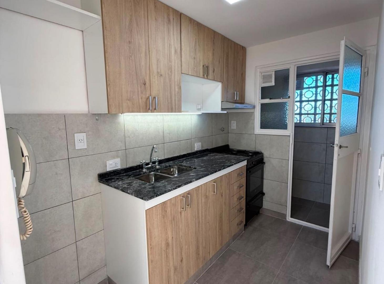 Foto de DEPARTAMENTO 3 AMB. CON BALCÓN Y COCHERA OPCIONAL, imagen 2
