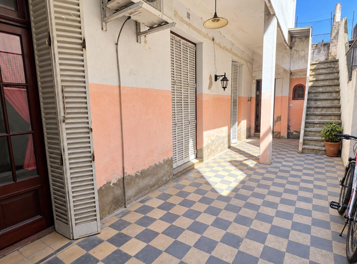 Foto de VENTA PH 3 AMBIENTES CON PATIO EN PLANTA BAJA, imagen 2