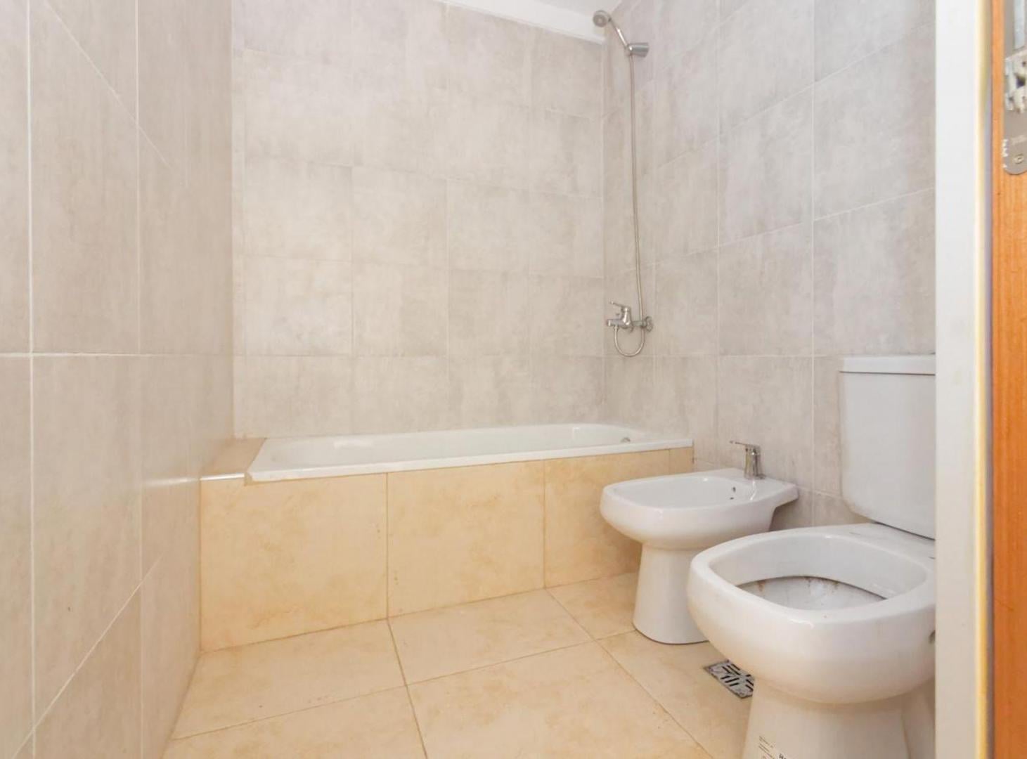 Foto de VENTA DEPARTAMENTO 2 AMBIENTE APTO CREDITO, imagen 4