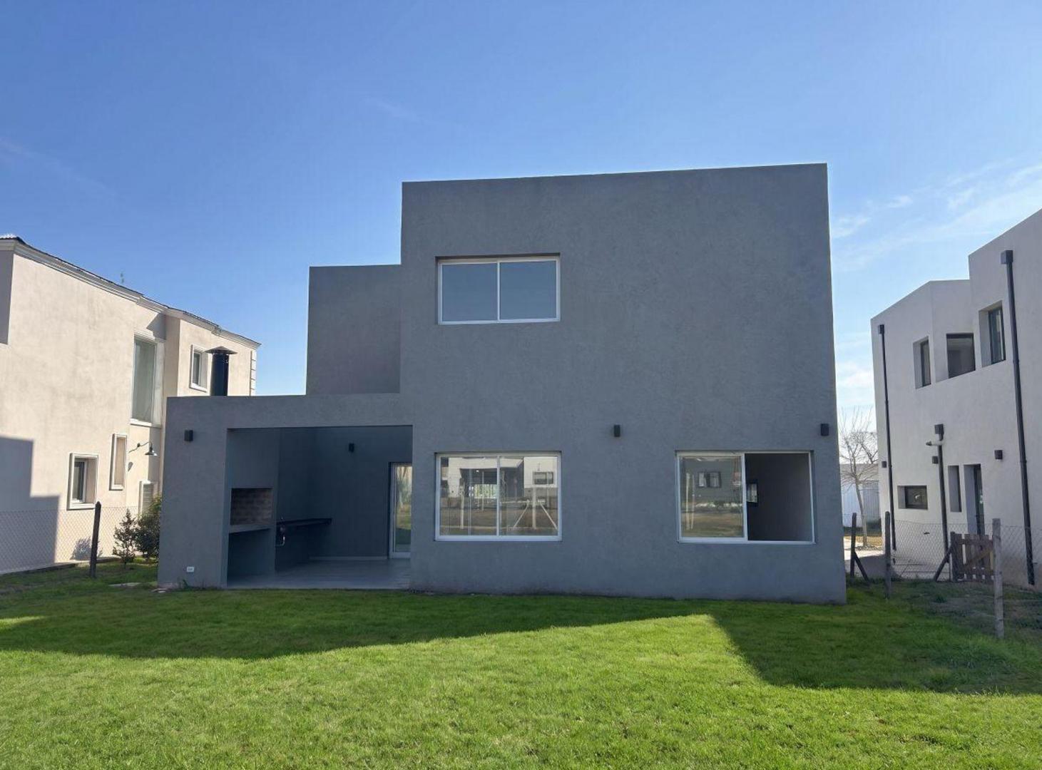 Foto de Casa 4 amb en Pilar del Este Barrio Santa Lucia, imagen 5