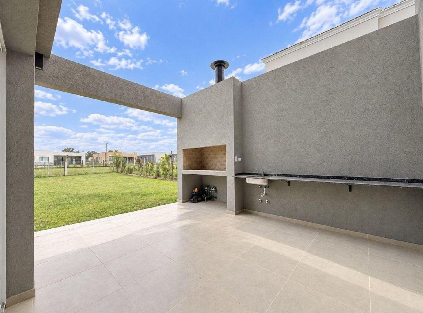 Foto de Casa 4 amb en Pilar del Este Barrio Santa Lucia, imagen 2