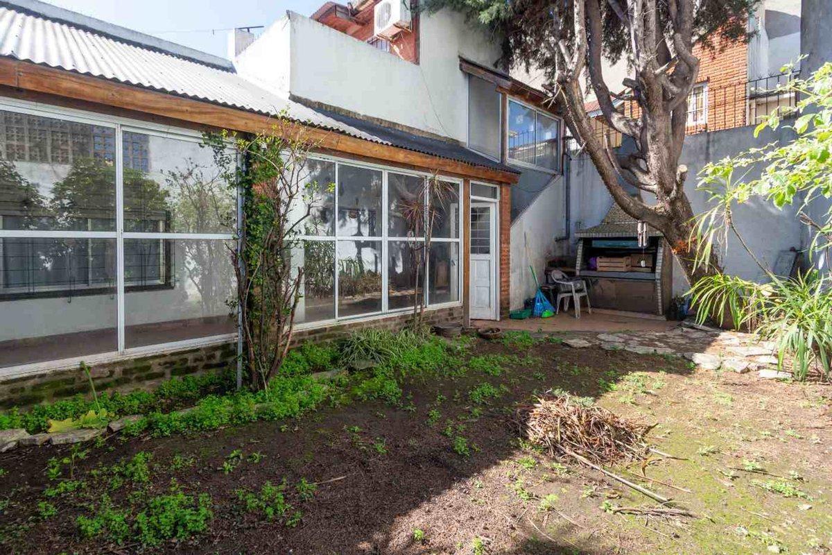Foto de CASA 4 AMB CON PATIO, TERRAZA Y GARAGE CASEROS, imagen 3