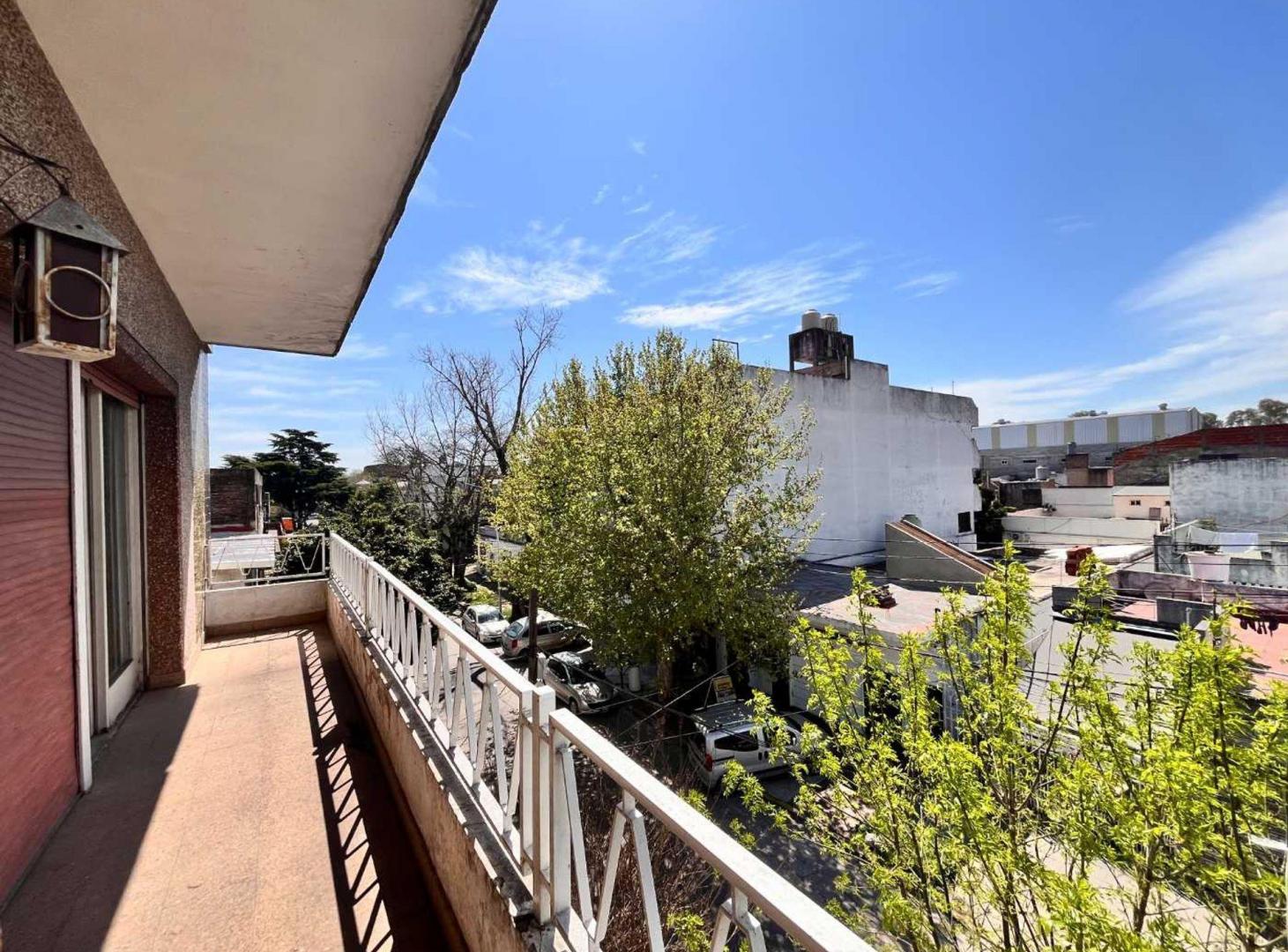 Foto de Venta PH 3 ambientes con terraza y Parrilla, imagen 1