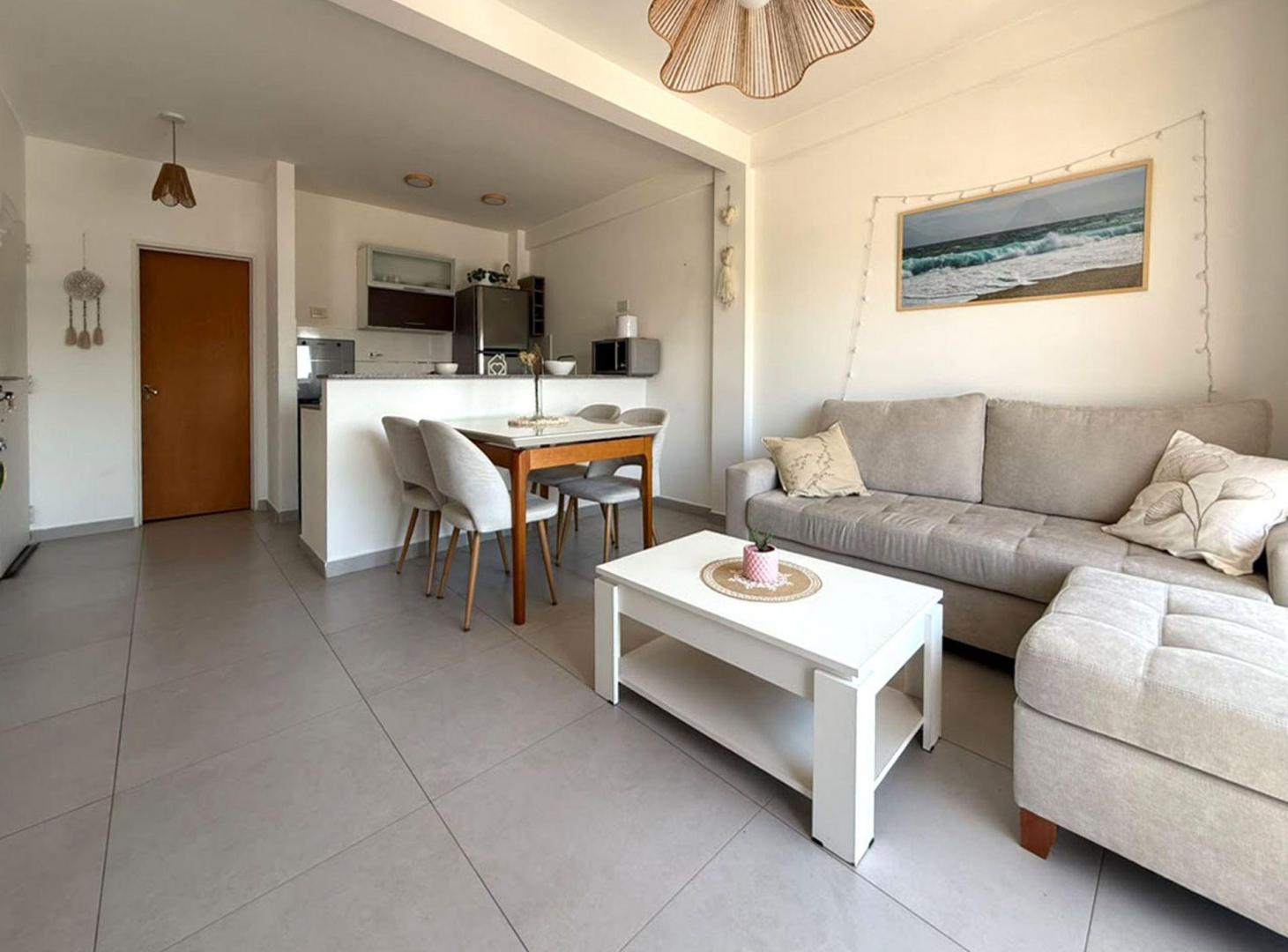 Foto de Venta departamento 2 ambientes Monte Castro SUM, imagen 5