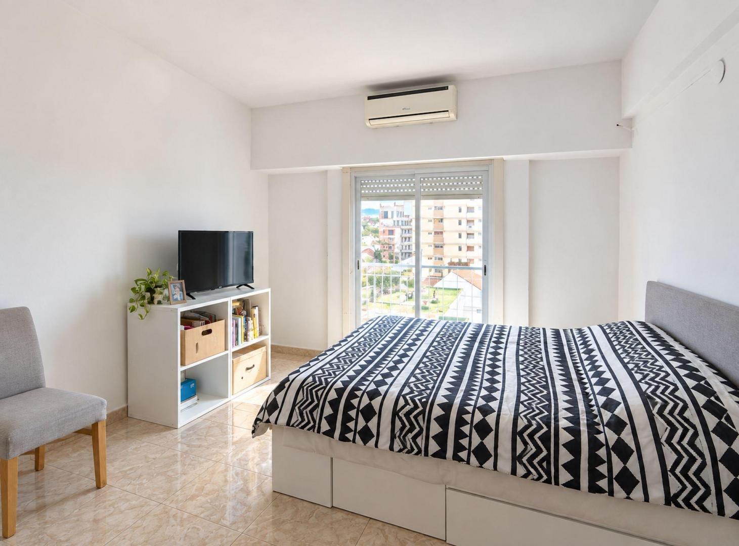 Foto de MONOAMBIENTE EN VENTA con RENTA - Est COGHLAN, imagen 1