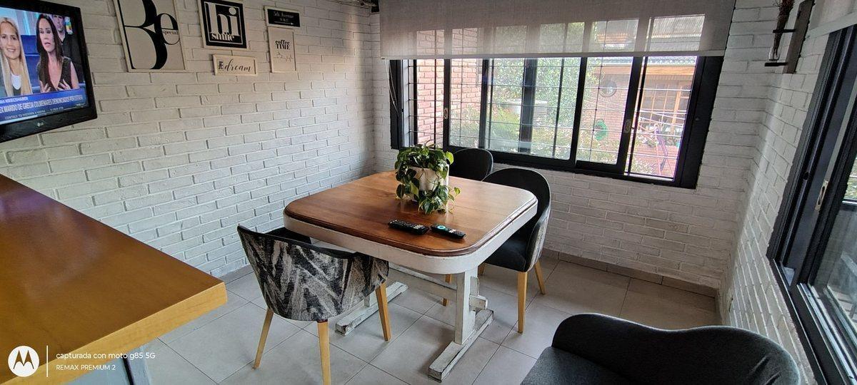 Foto de CASA VILLA DEVOTO 6 AMBIENTES QUINCHO y 2 COCHERAS, imagen 4
